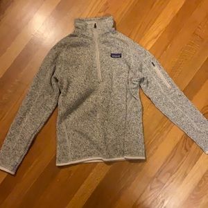 Patagonia pull over